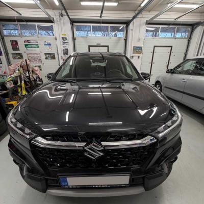 Montáž palubní kamery Thinkware Q200 do Suzuki S Cross