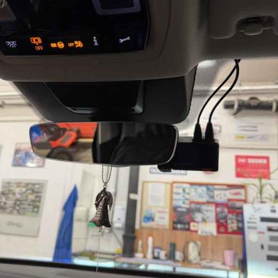 Montaz Kamery Mio 955w Dual Vw Tiguan 2